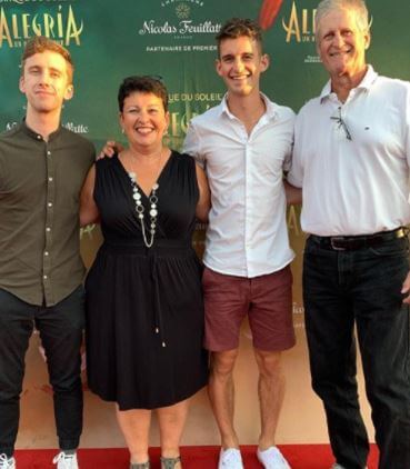 Joey Kidney with his parents and brother 